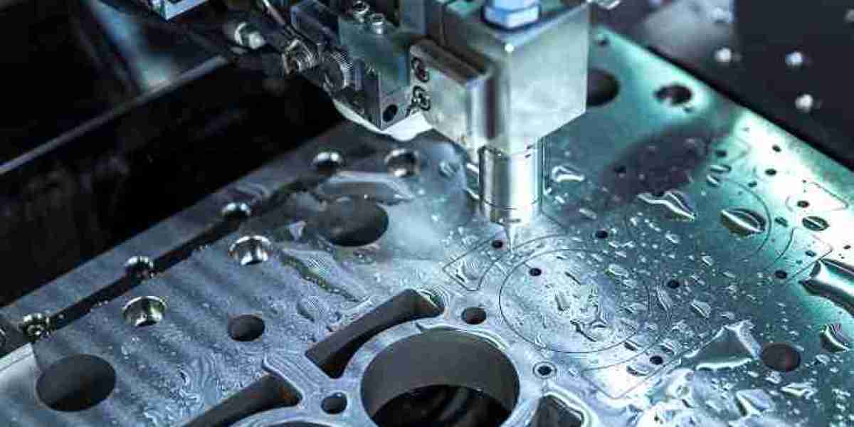 Mastering CNC Machining: A Comprehensive Guide to Cutting Fluids