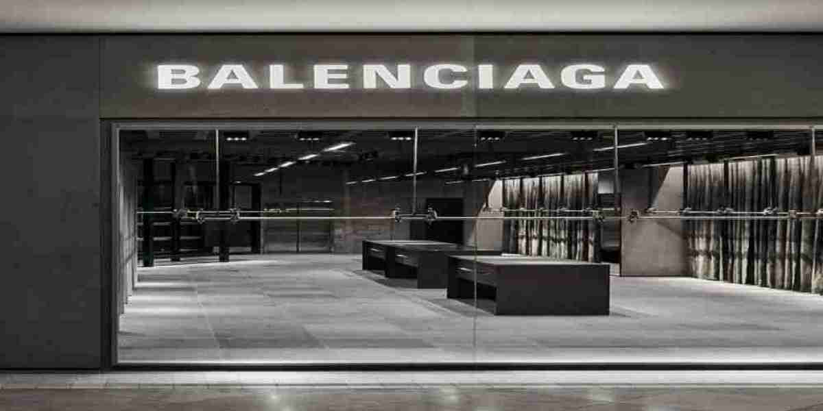 Americans to ship Balenciaga Sale it to them